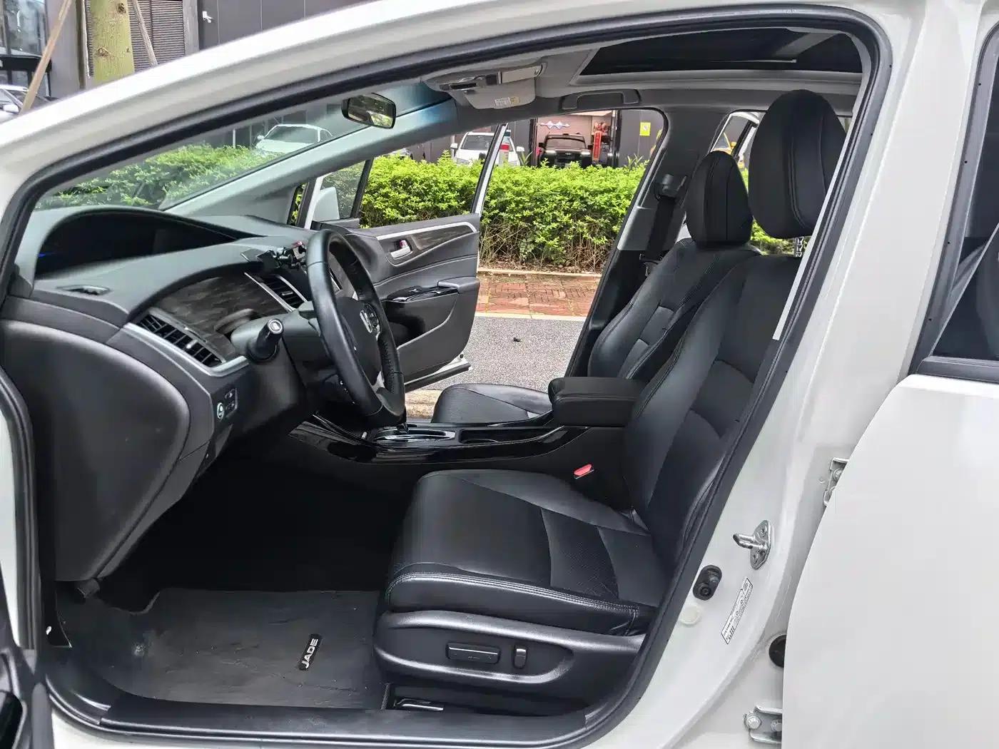 Jade 2020 210TURBO CVT Luxury Edition — миниатюра 10