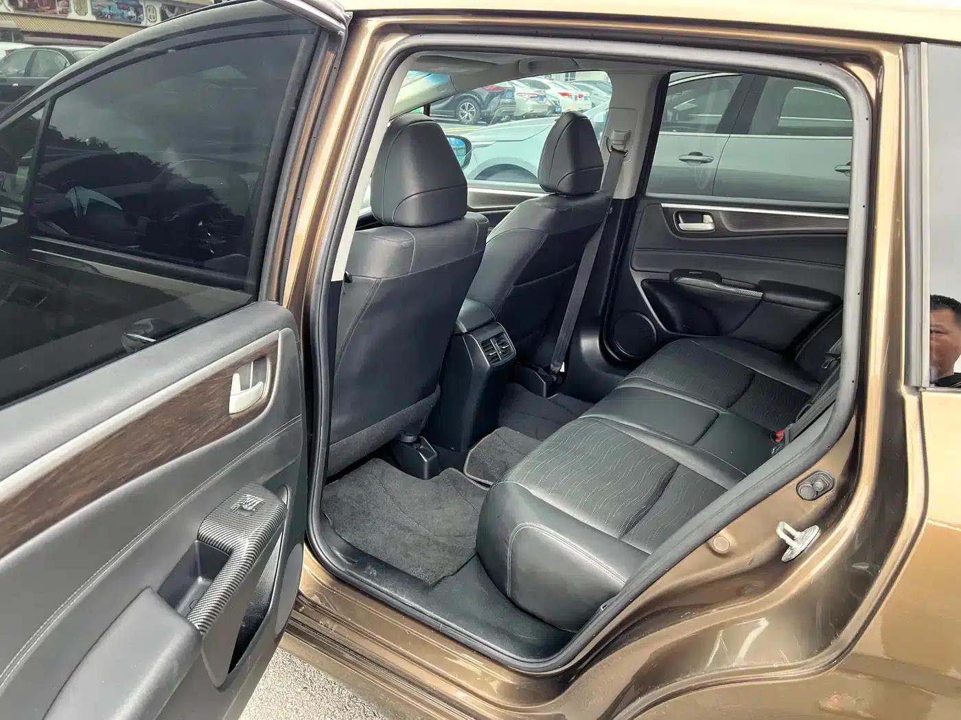 Jade 2014 1.8L CVT Luxury Premium Edition 5-seater — миниатюра 7
