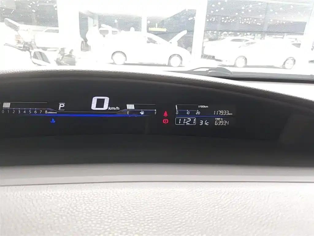 Jade 2013 1.8L Automatic Comfort Edition 5-seater — миниатюра 12