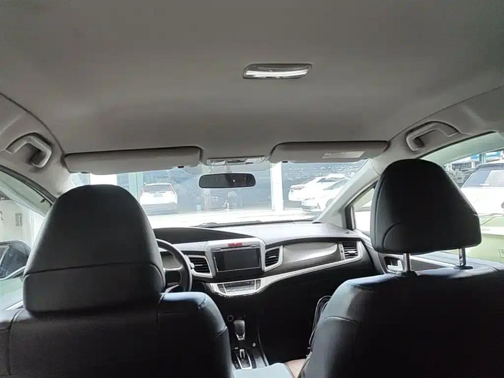 Jade 2013 1.8L Automatic Comfort Edition 5-seater — миниатюра 18