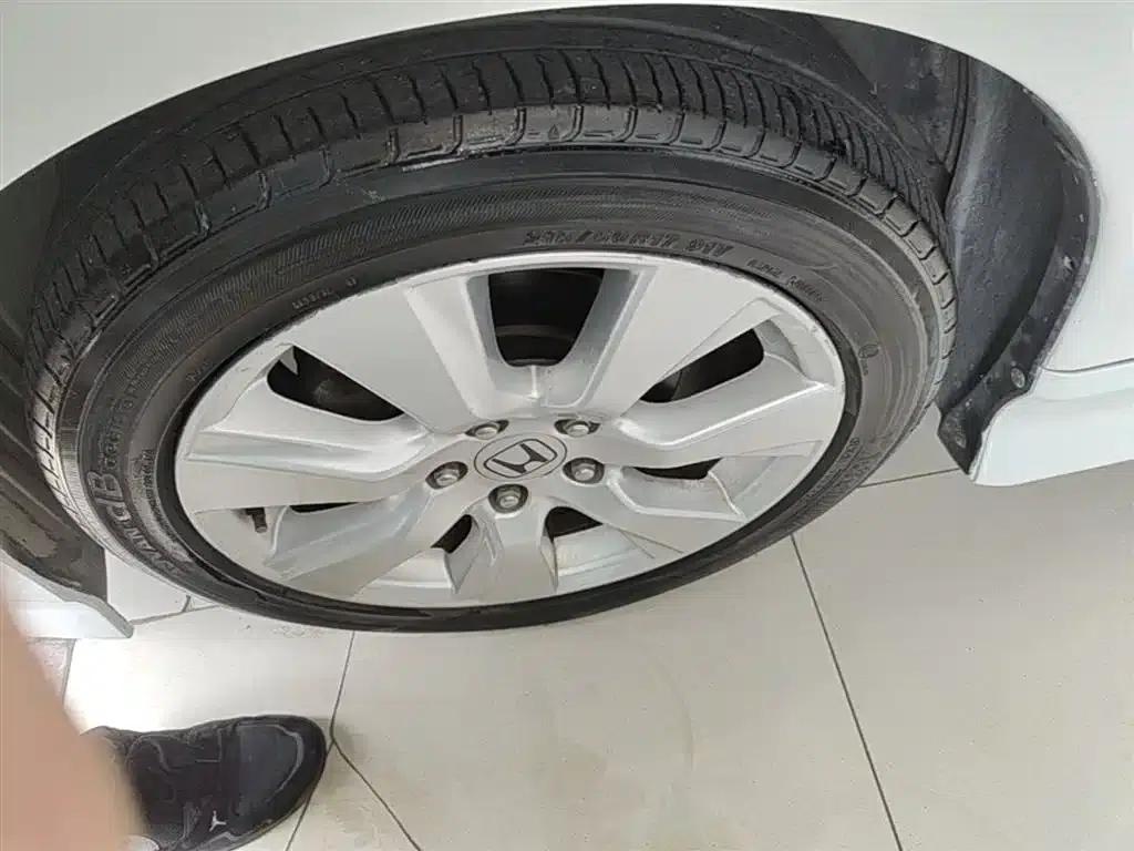 Jade 2013 1.8L Automatic Comfort Edition 5-seater — миниатюра 23