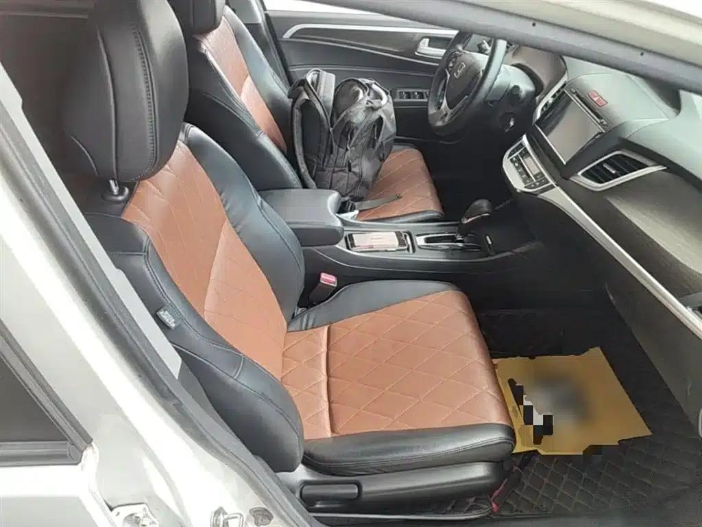 Jade 2013 1.8L Automatic Comfort Edition 5-seater — миниатюра 25
