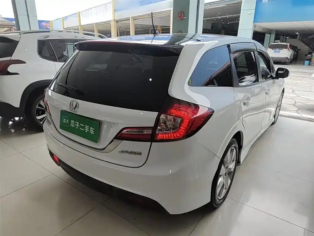 Jade 2013 1.8L Automatic Comfort Edition 5-seater — миниатюра 7