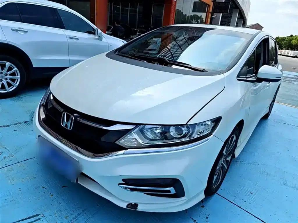 Jade 2017 210TURBO CVT Fashion Edition 5-seater — миниатюра 1
