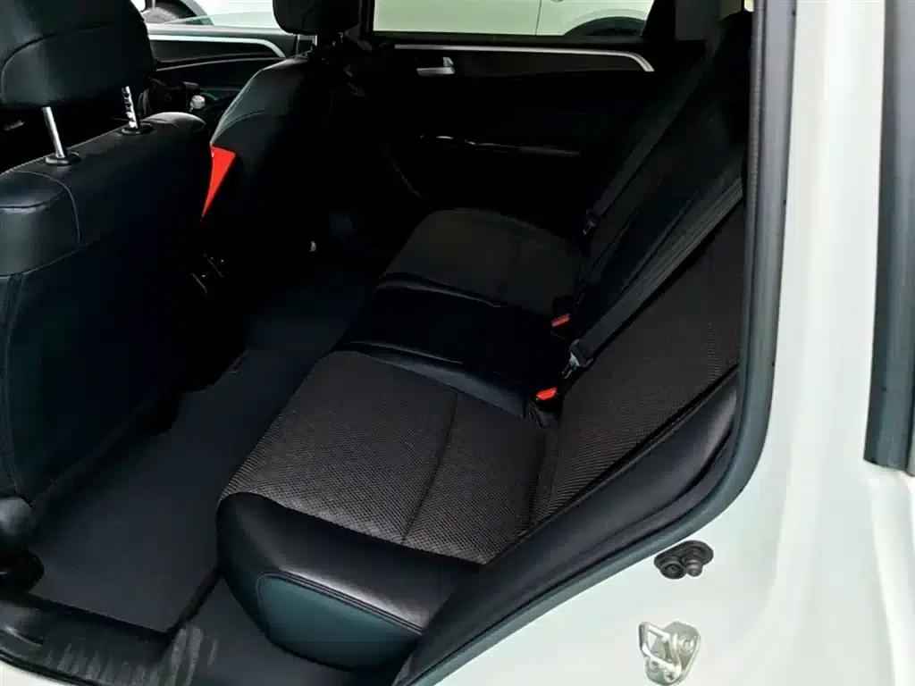 Jade 2017 210TURBO CVT Fashion Edition 5-seater — миниатюра 17