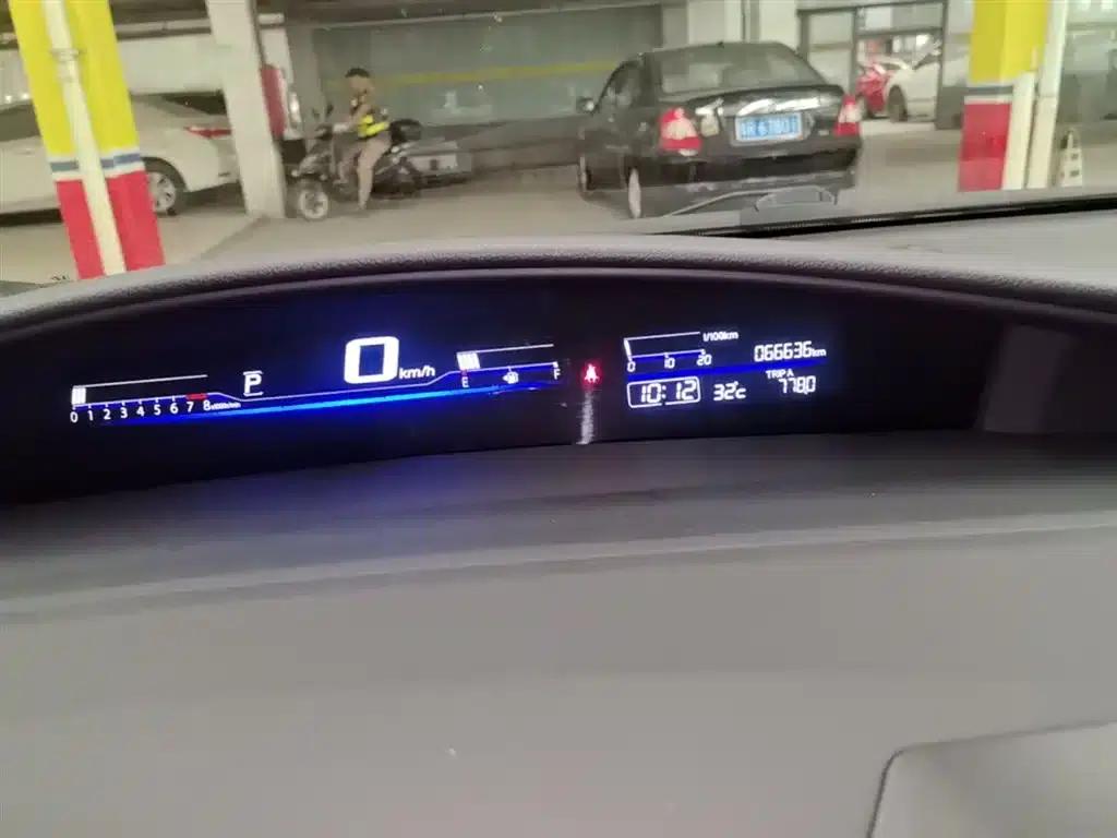 Jade 2017 1.8L Automatic Comfort Edition 5-seater — миниатюра 12