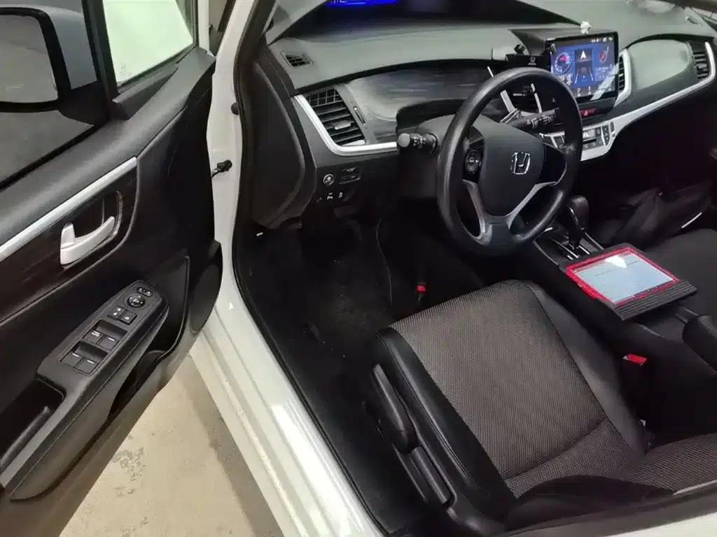 Jade 2017 1.8L Automatic Comfort Edition 5-seater — миниатюра 16