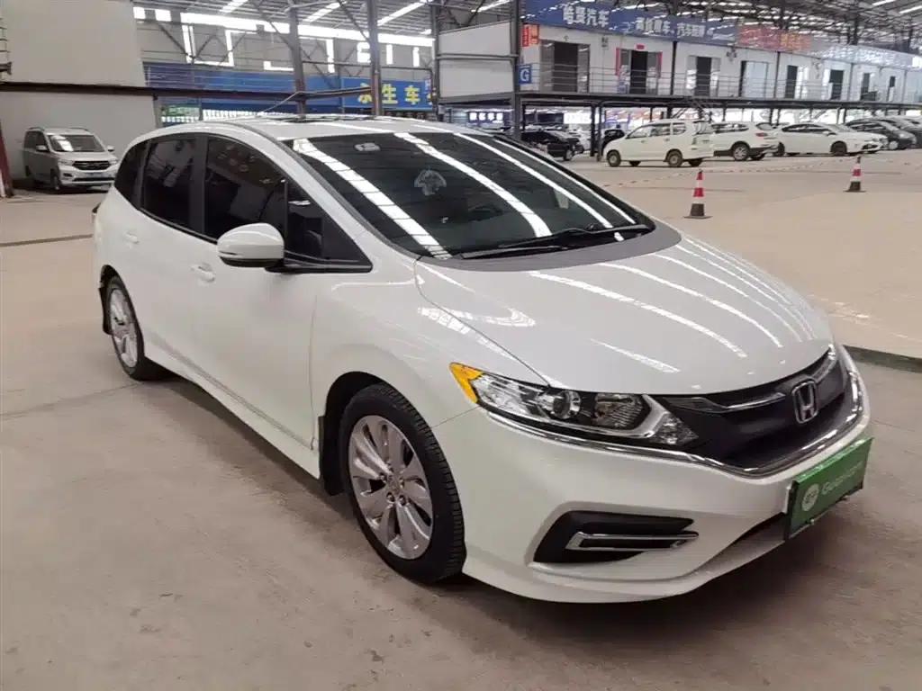 Jade 2017 1.8L Automatic Comfort Edition 5-seater — миниатюра 4