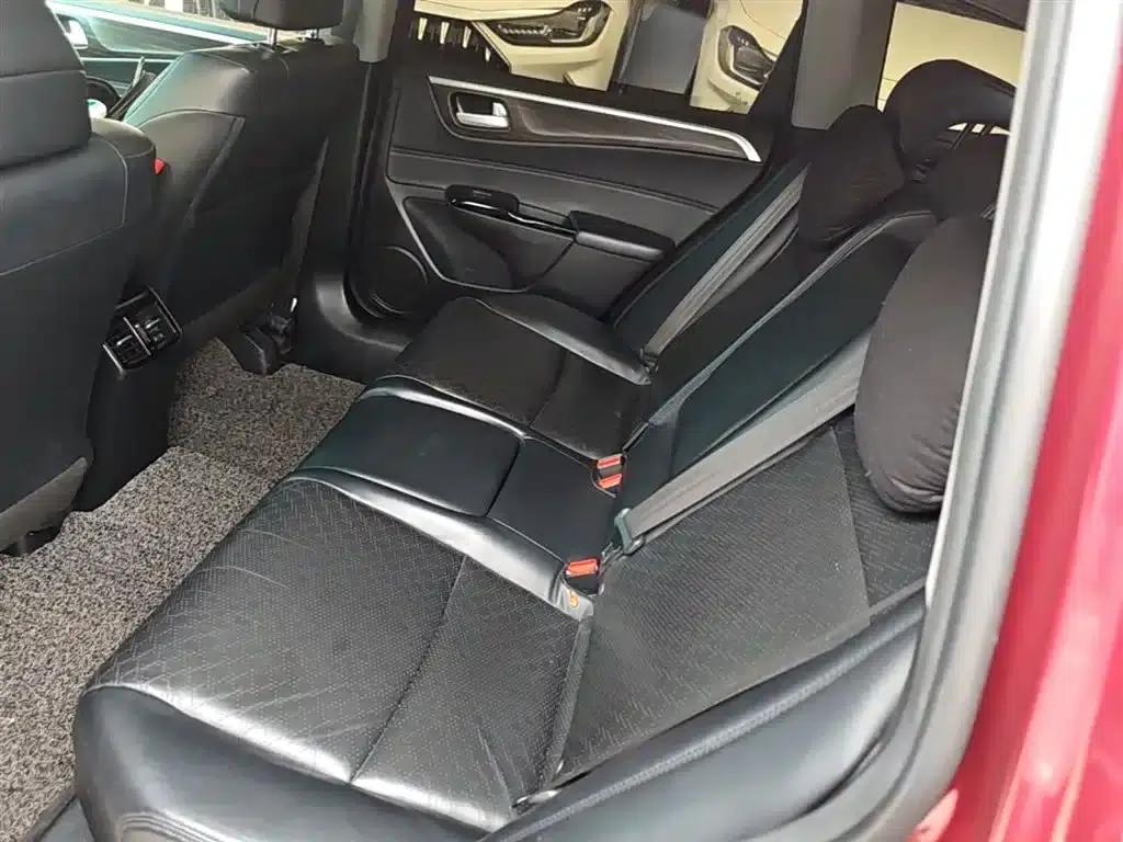 Jade 2017 210TURBO CVT Luxury Edition 5-seater — миниатюра 17