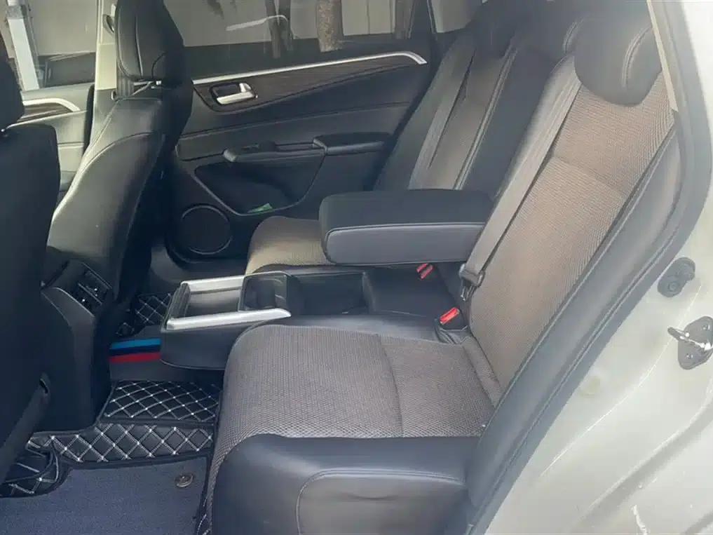 Jade 2017 1.8L Automatic Comfort Edition 5-seater — миниатюра 10