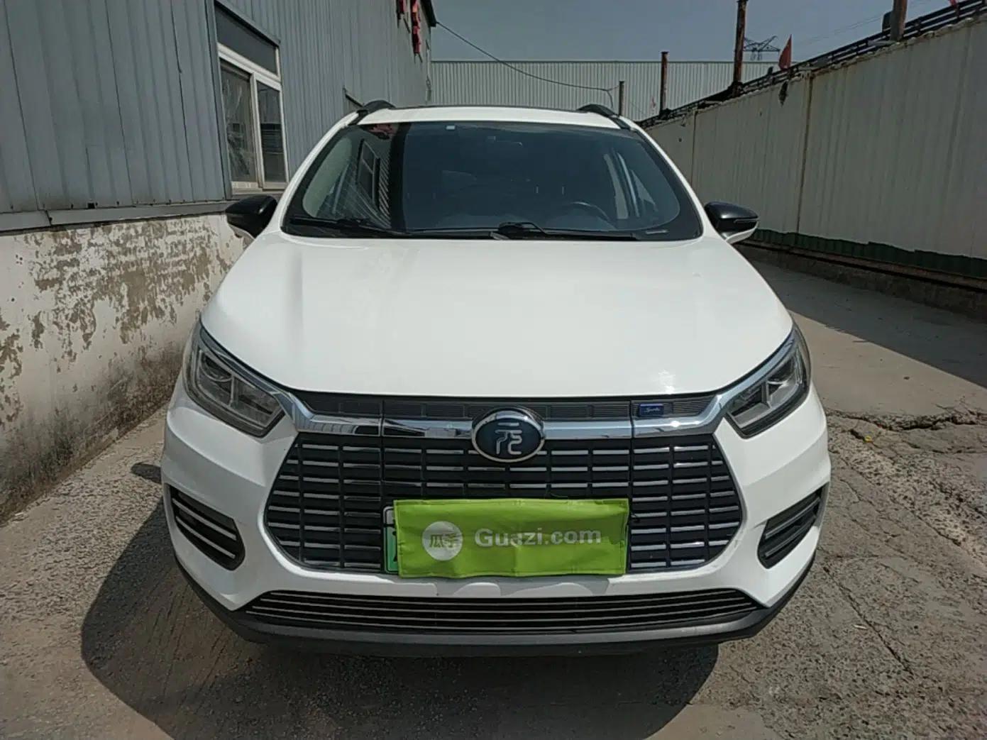 BYD Yuan New Energy 2018 EV360 Smart Connect Cool Edition — миниатюра 2