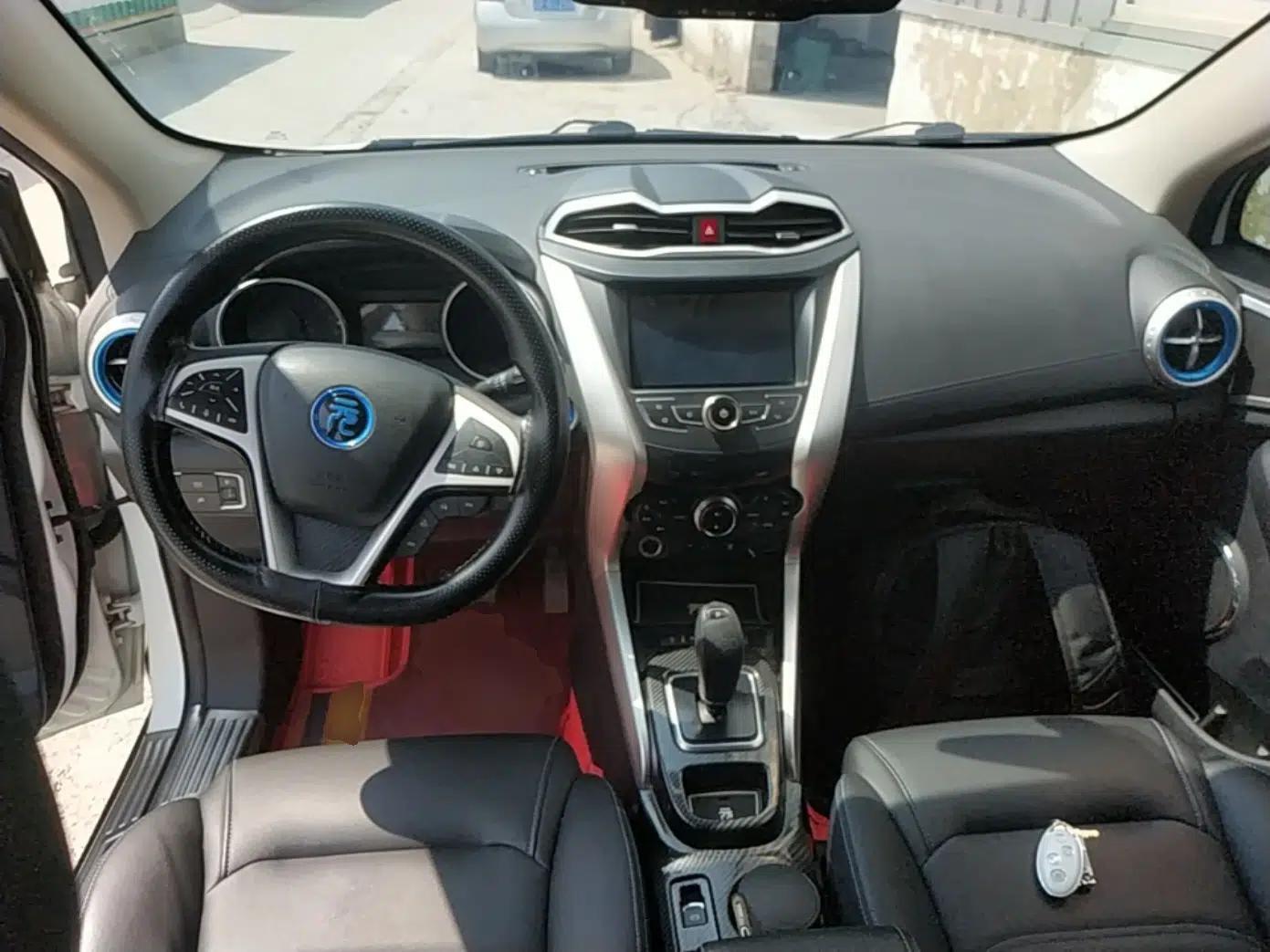 BYD Yuan New Energy 2018 EV360 Smart Connect Cool Edition — миниатюра 13