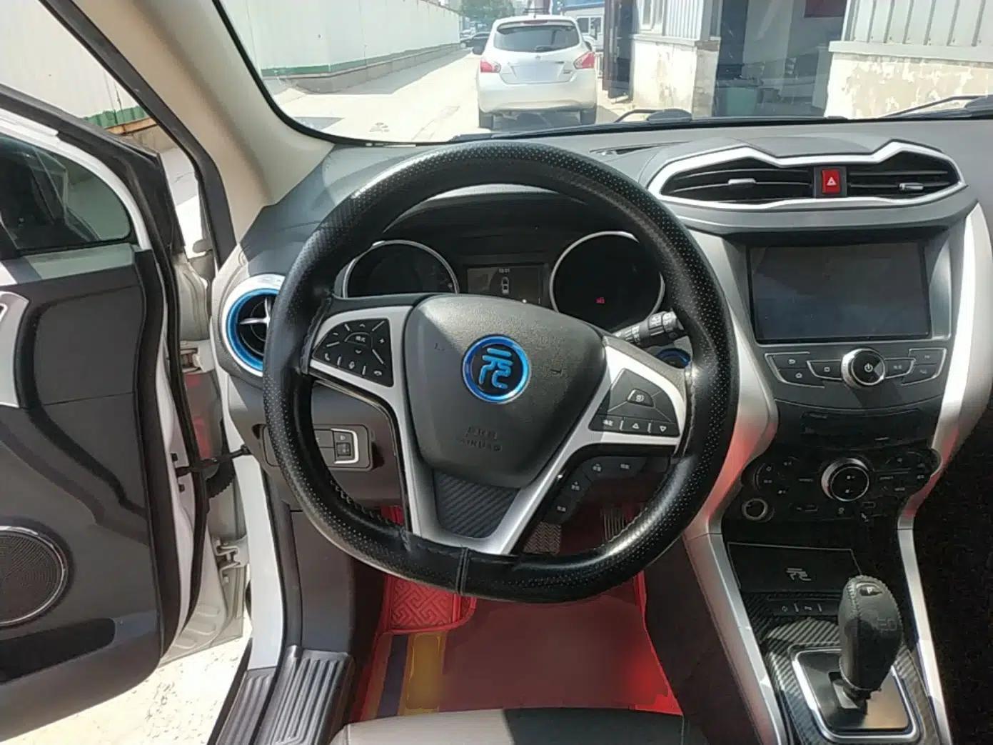 BYD Yuan New Energy 2018 EV360 Smart Connect Cool Edition — миниатюра 14