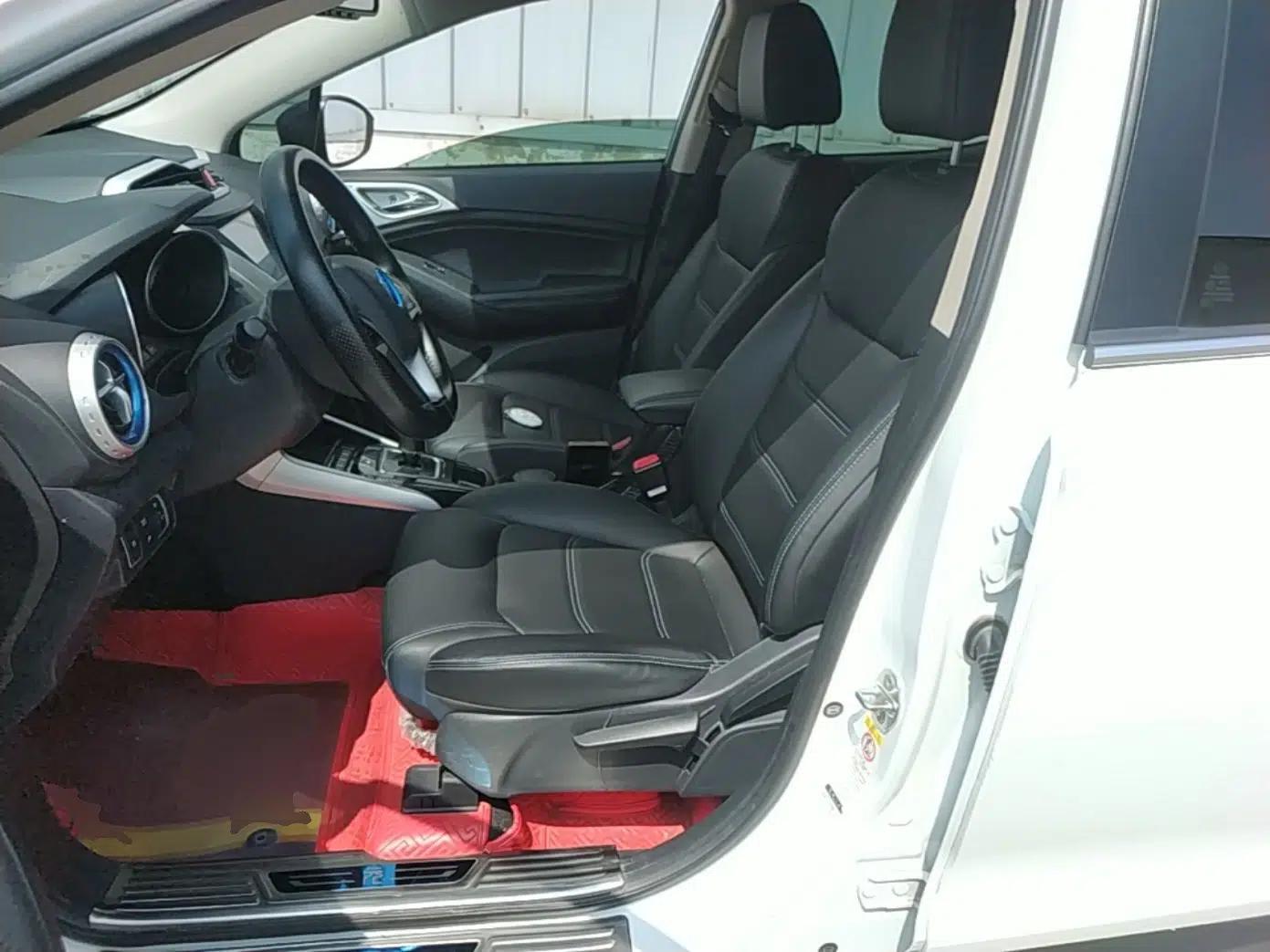 BYD Yuan New Energy 2018 EV360 Smart Connect Cool Edition — миниатюра 18