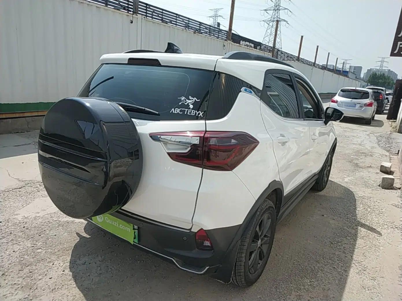 BYD Yuan New Energy 2018 EV360 Smart Connect Cool Edition — миниатюра 6