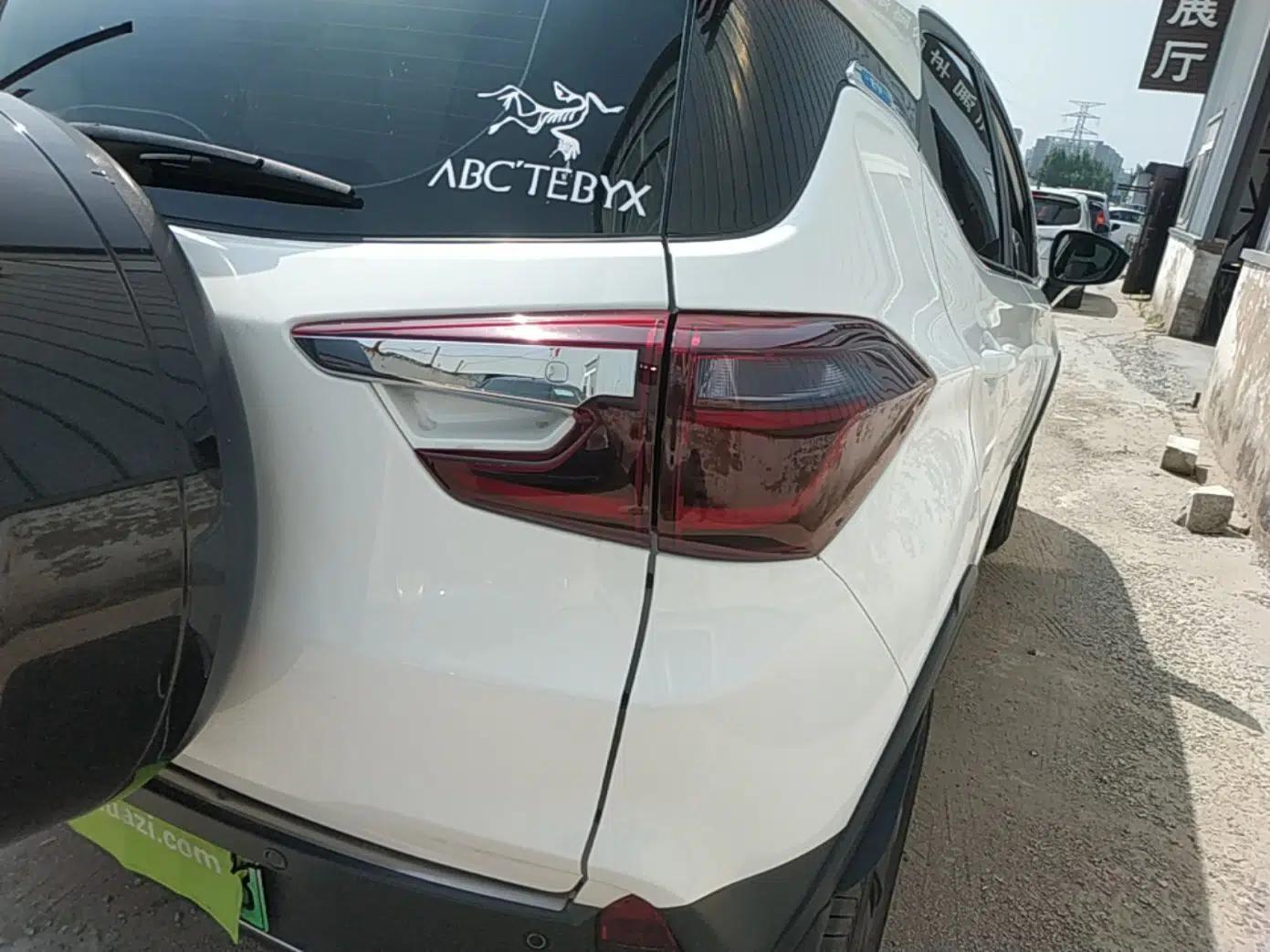 BYD Yuan New Energy 2018 EV360 Smart Connect Cool Edition — миниатюра 7