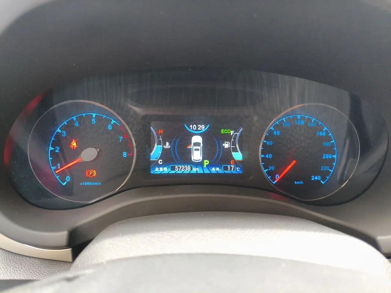 BYD Song 2016 GaiShi Edition 1.5TID Automatic Elite Model — миниатюра 12