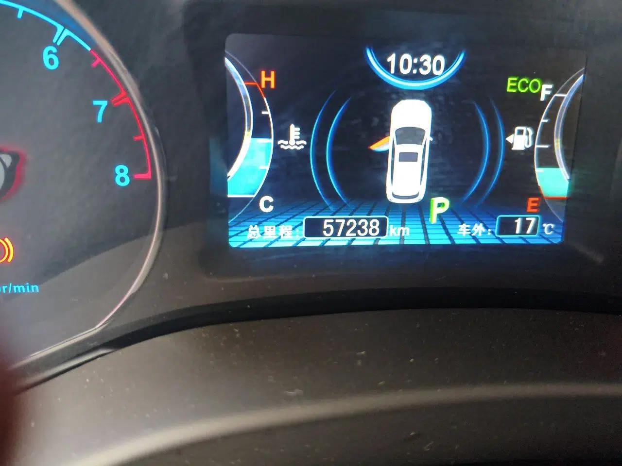 BYD Song 2016 GaiShi Edition 1.5TID Automatic Elite Model — миниатюра 13