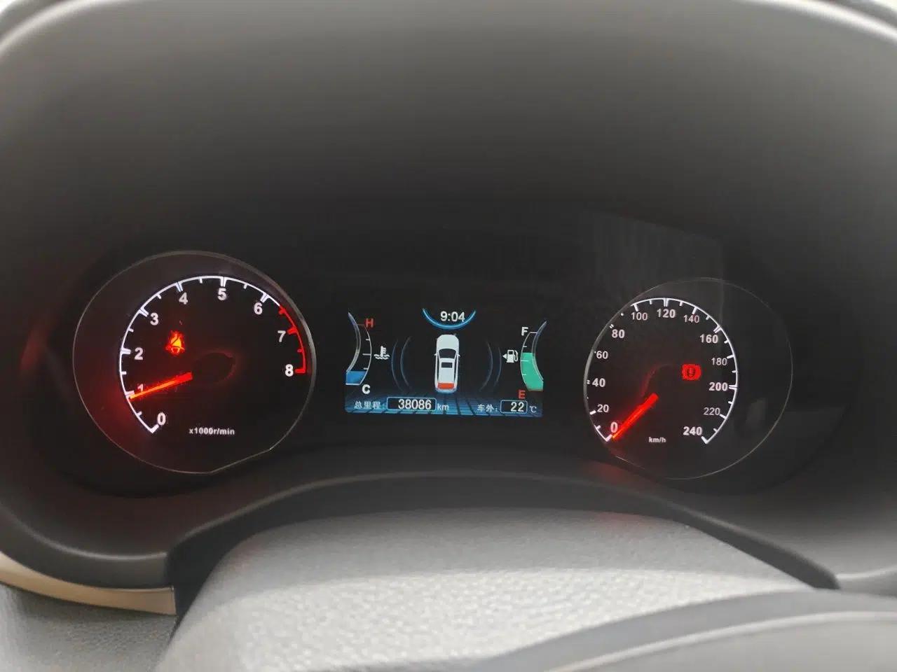 BYD Song 2016 GaiShi Edition 1.5TI Manual Elite Model — миниатюра 12