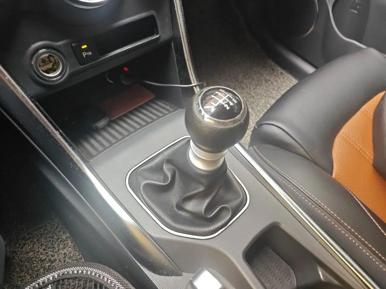 BYD Song 2016 GaiShi Edition 1.5TI Manual Elite Model — миниатюра 15