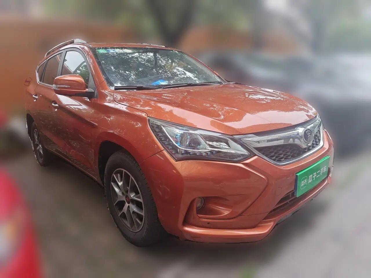 BYD Song 2016 GaiShi Edition 1.5TI Manual Elite Model — миниатюра 3