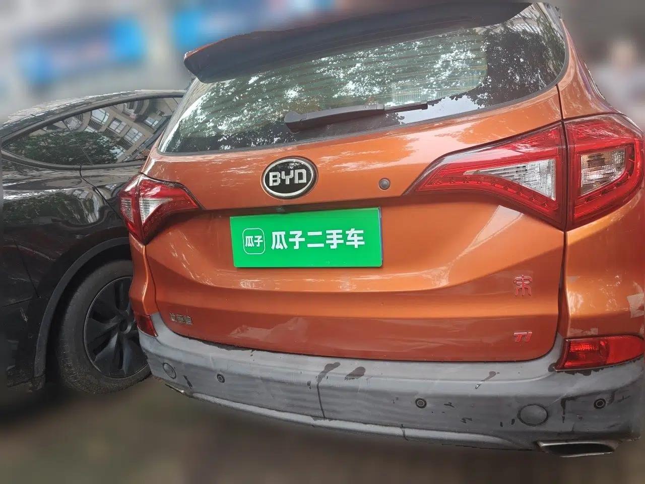 BYD Song 2016 GaiShi Edition 1.5TI Manual Elite Model — миниатюра 5