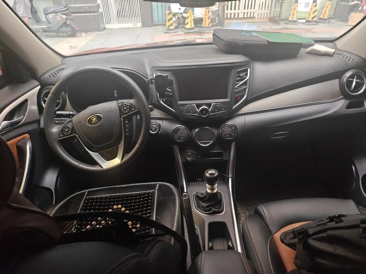 BYD Song 2016 GaiShi Edition 1.5TI Manual Elite Model — миниатюра 10