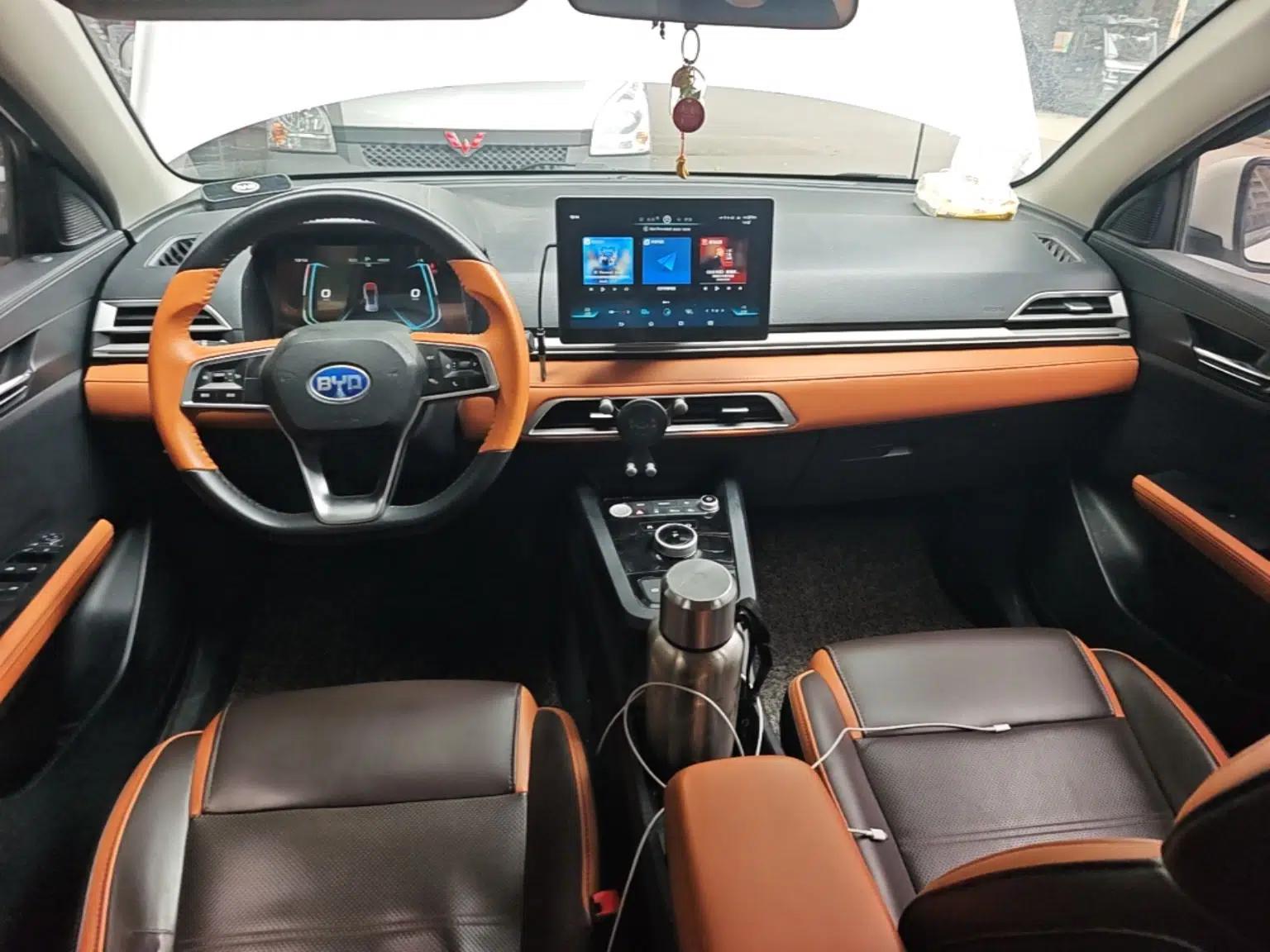 BYD e2 2021 Luxury Model — миниатюра 10