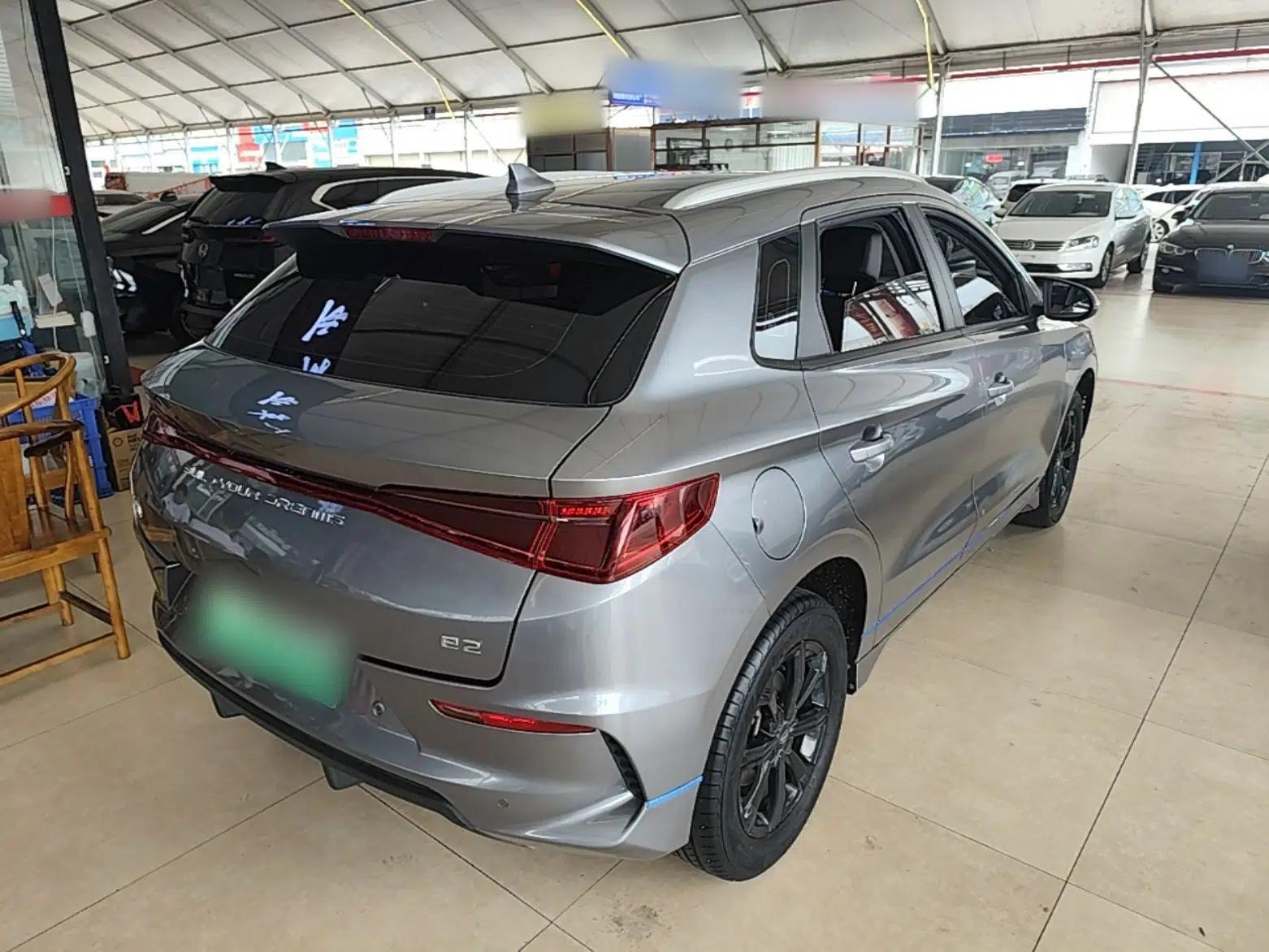 BYD e2 2021 Comfort Model — миниатюра 6
