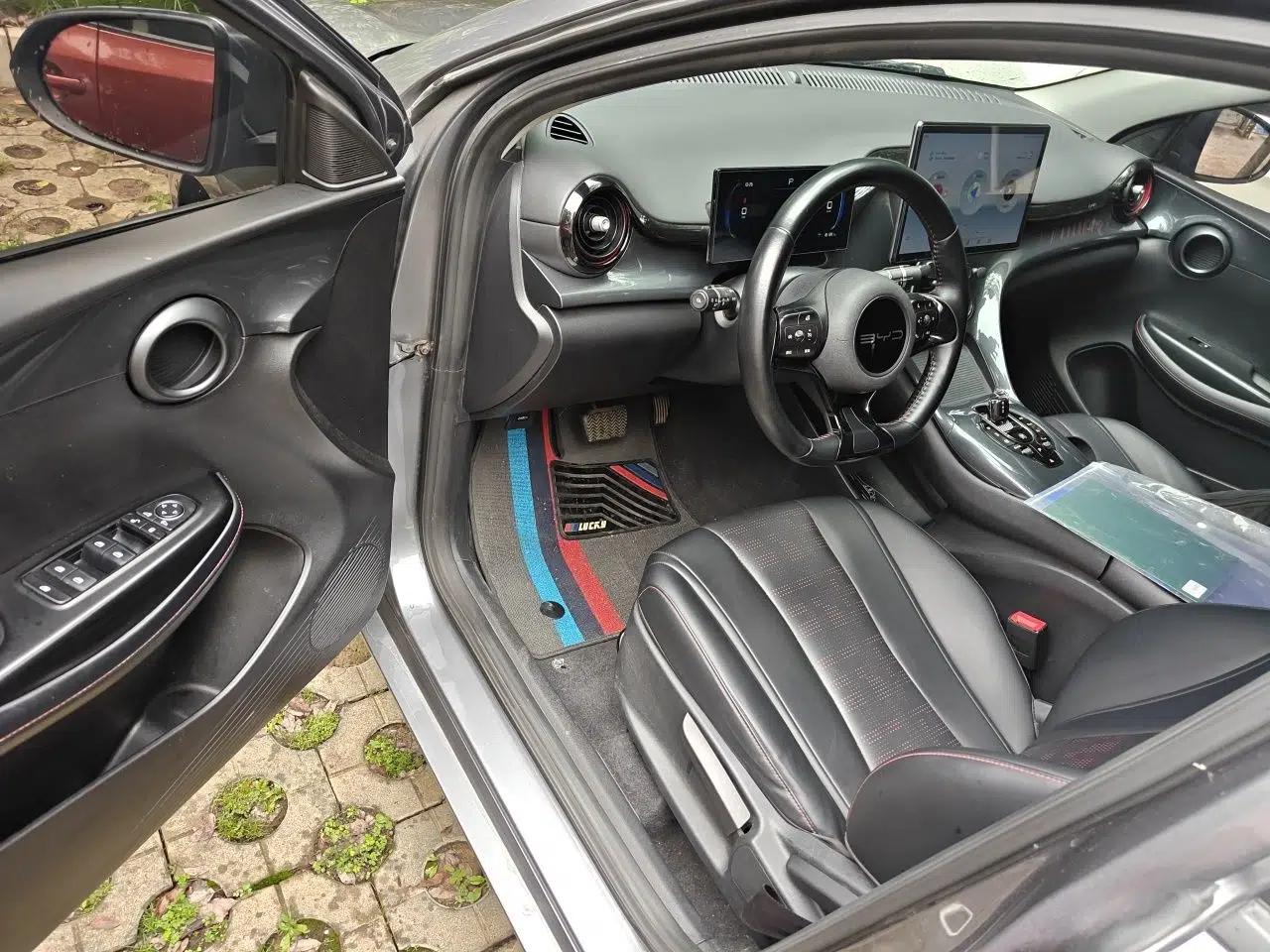 BYD e2 2023 Luxury Model — миниатюра 17