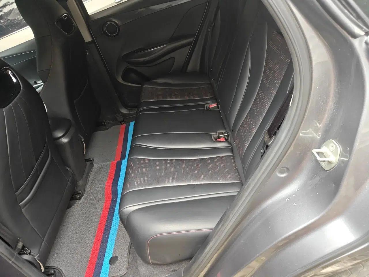 BYD e2 2023 Luxury Model — миниатюра 18