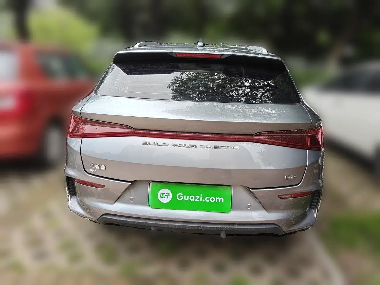 BYD e2 2023 Luxury Model — миниатюра 5