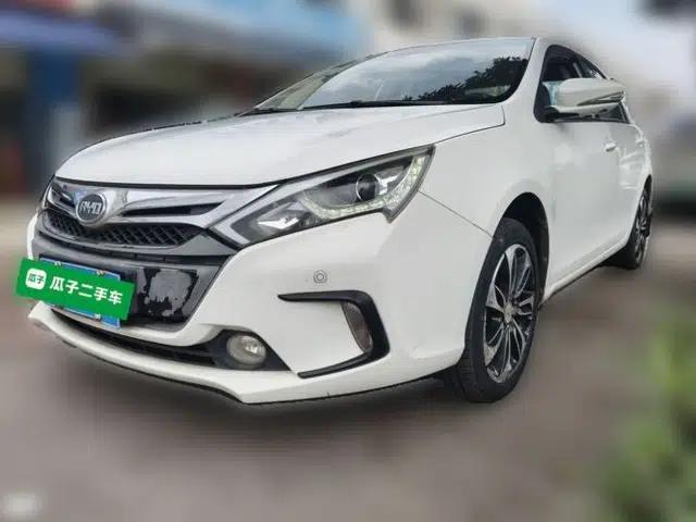 BYD Qin New Energy 2015 1.5T Dual-Crown Flagship Plus Edition
