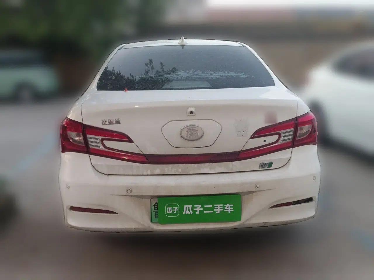 BYD Qin New Energy 2015 1.5T Dual-Crown Flagship Plus Edition — миниатюра 5