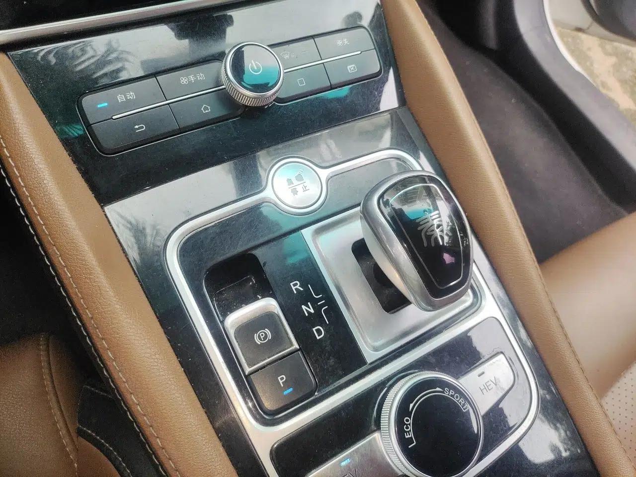 BYD Qin New Energy 2017 1.5T Luxury Model — миниатюра 15