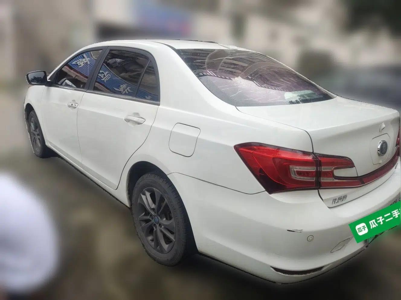 BYD Qin New Energy 2017 1.5T Luxury Model — миниатюра 4