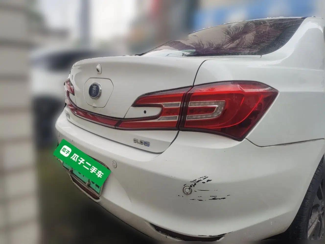 BYD Qin New Energy 2017 1.5T Luxury Model — миниатюра 5
