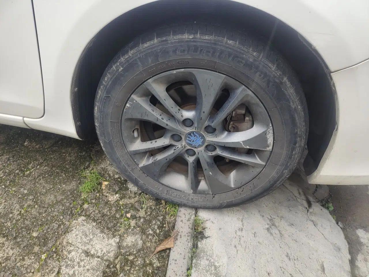 BYD Qin New Energy 2017 1.5T Luxury Model — миниатюра 8