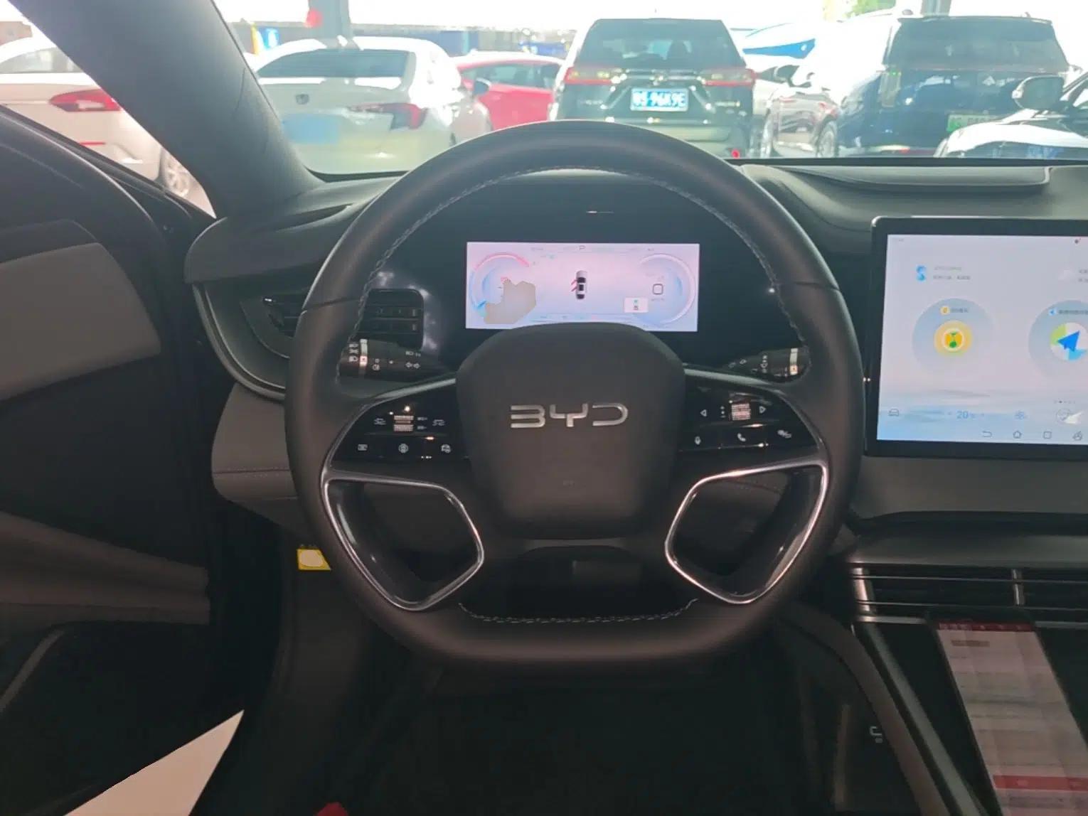 BYD Seal 07 DM-i 2025 DM-i 1.5L 70km Elite Model — миниатюра 14