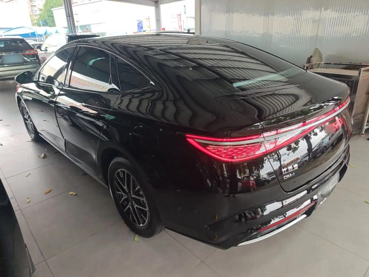 BYD Seal 07 DM-i 2025 DM-i 1.5L 70km Elite Model — миниатюра 4