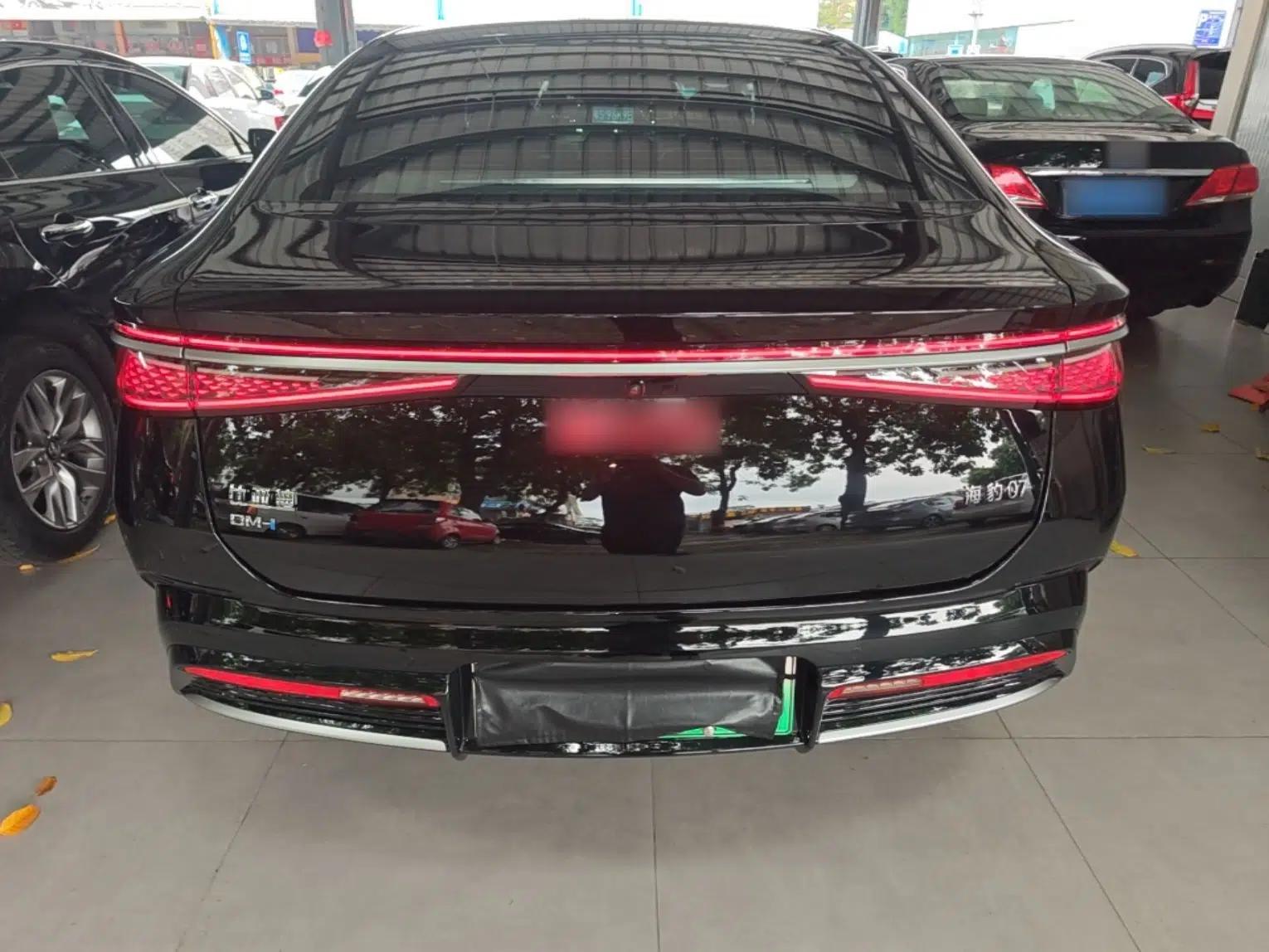 BYD Seal 07 DM-i 2025 DM-i 1.5L 70km Elite Model — миниатюра 5