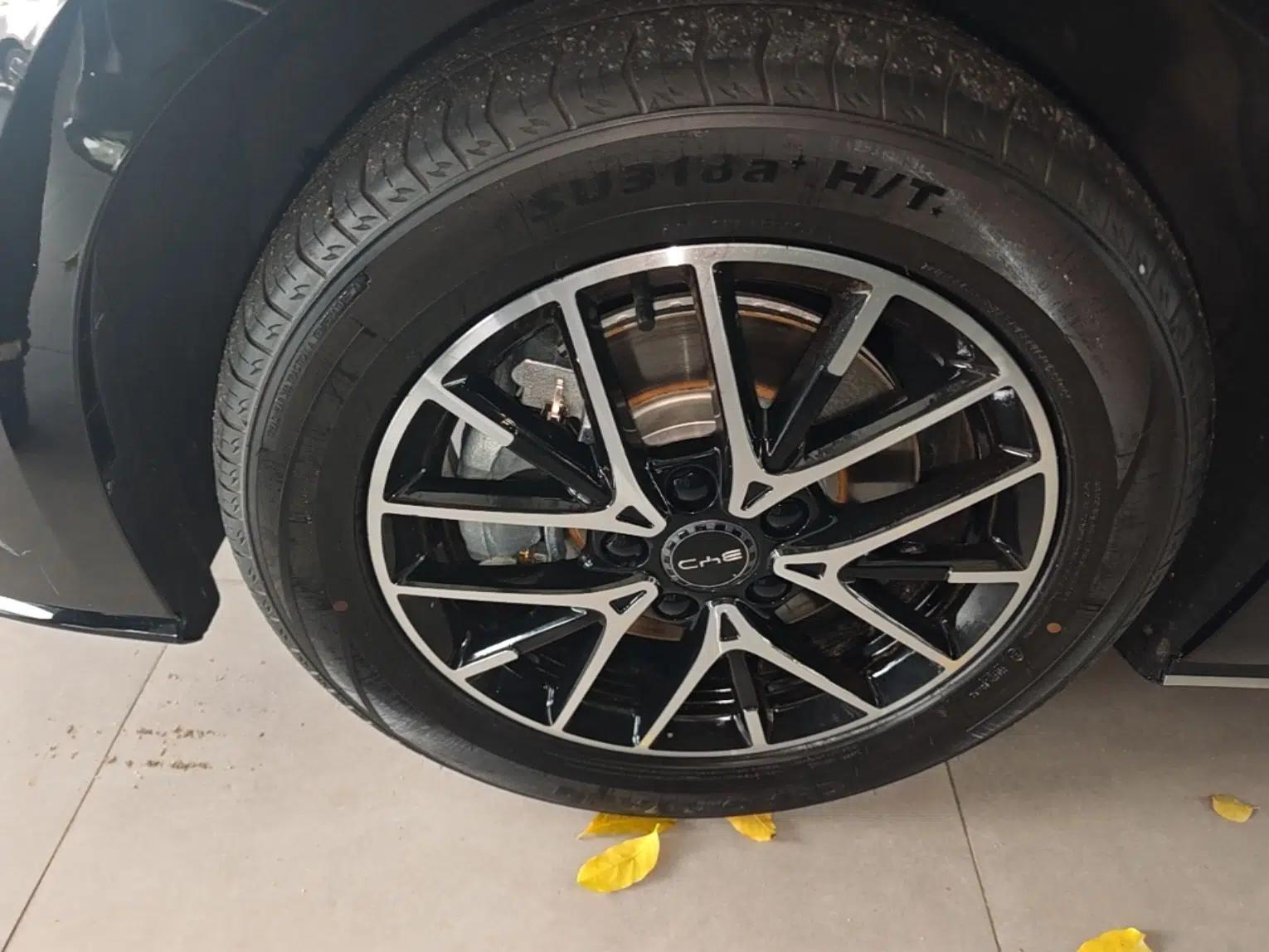 BYD Seal 07 DM-i 2025 DM-i 1.5L 70km Elite Model — миниатюра 8