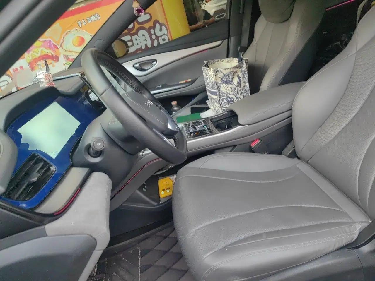 BYD Seal 07 DM-i 2025 DM-i 1.5L 125km Luxury Model — миниатюра 16