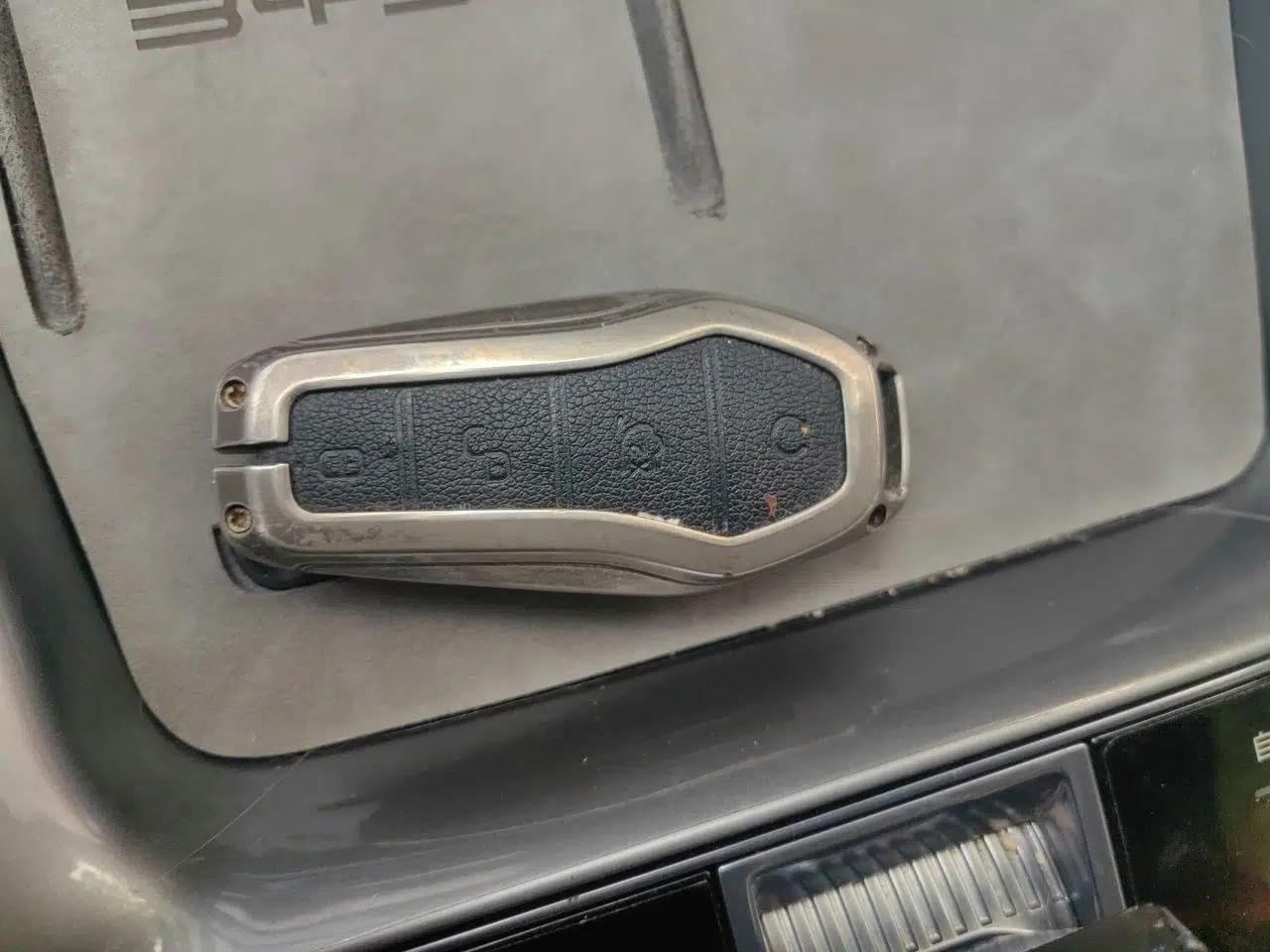 BYD Seal 07 DM-i 2025 DM-i 1.5L 125km Luxury Model — миниатюра 9