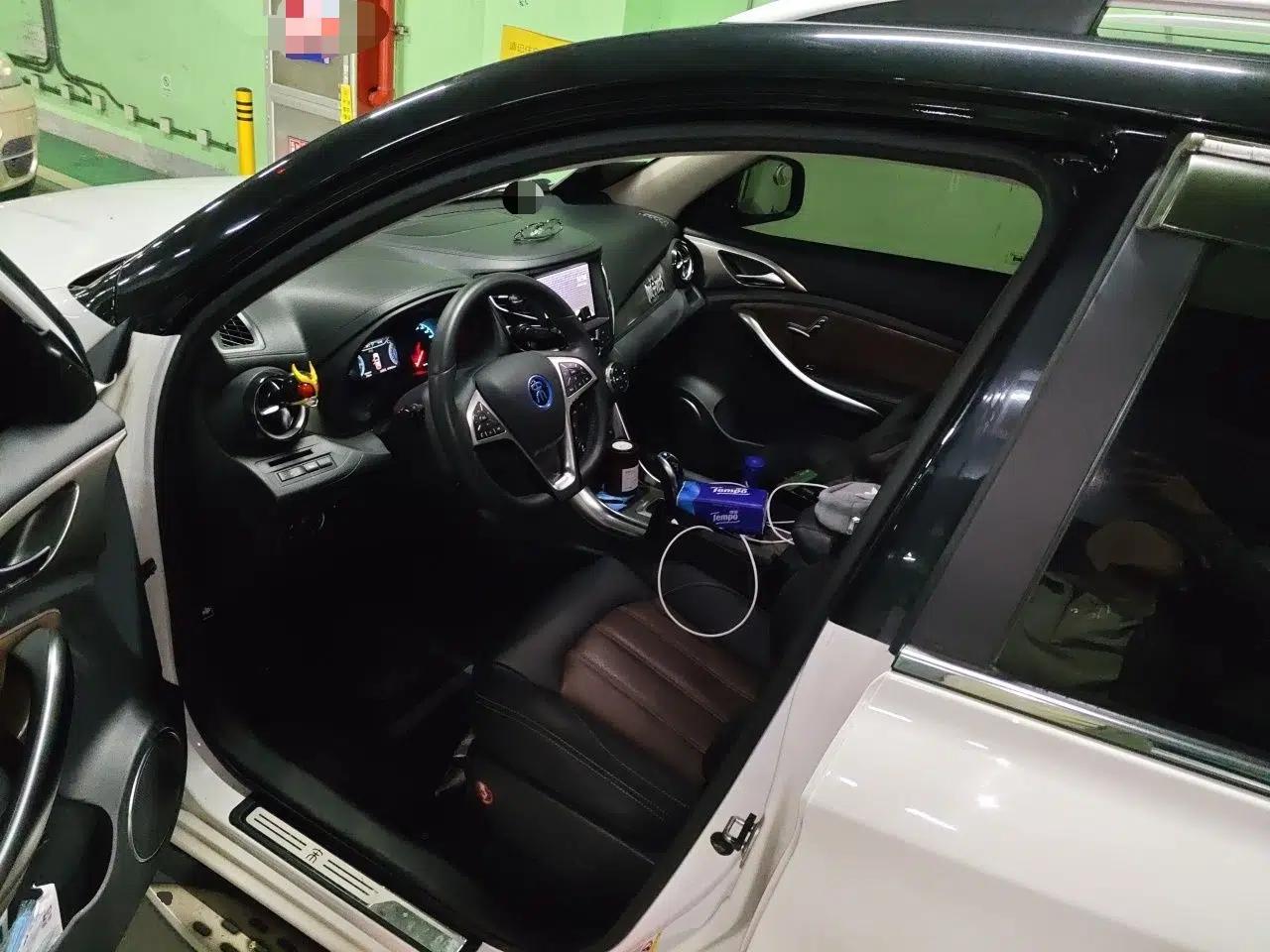 BYD Song New Energy 2017 Song DM 1.5TID All-Wheel Drive Luxury Model — миниатюра 17
