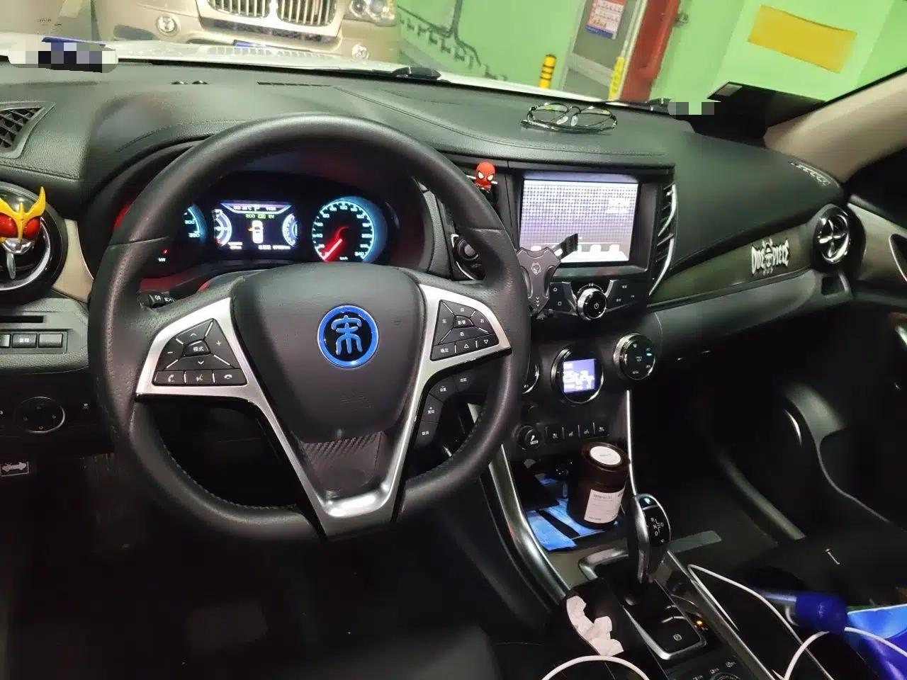 BYD Song New Energy 2017 Song DM 1.5TID All-Wheel Drive Luxury Model — миниатюра 10