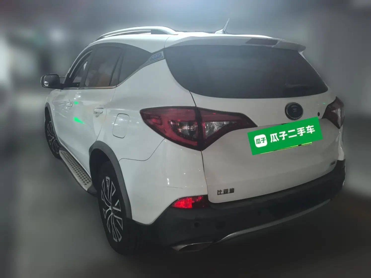 BYD Song New Energy 2017 Song DM 1.5TID All-Wheel Drive Luxury Model — миниатюра 4