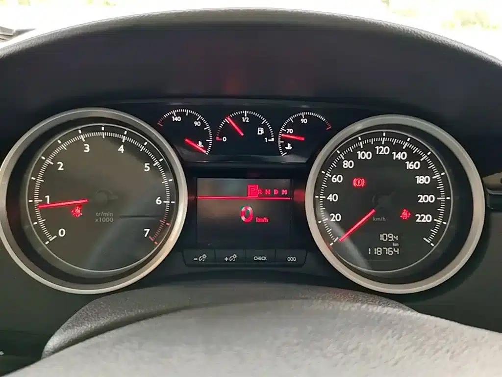 Peugeot 508 2015 1.6THP Automatic Elegance Edition — миниатюра 12