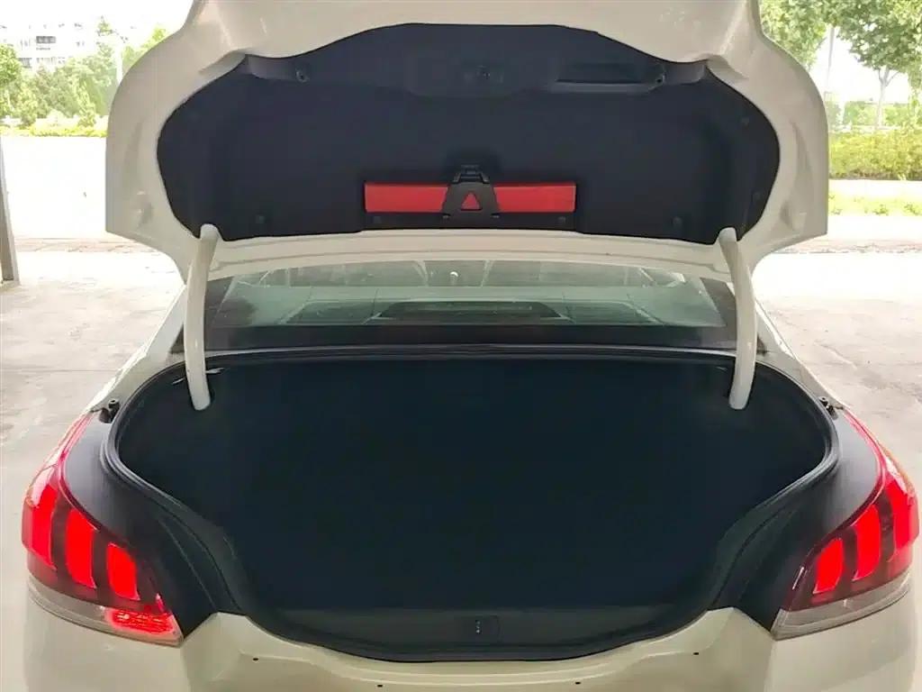 Peugeot 508 2015 1.6THP Automatic Elegance Edition — миниатюра 19