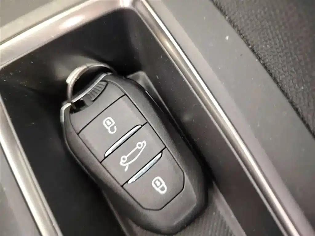 Peugeot 4008 2017 350THP Elite Edition — миниатюра 9